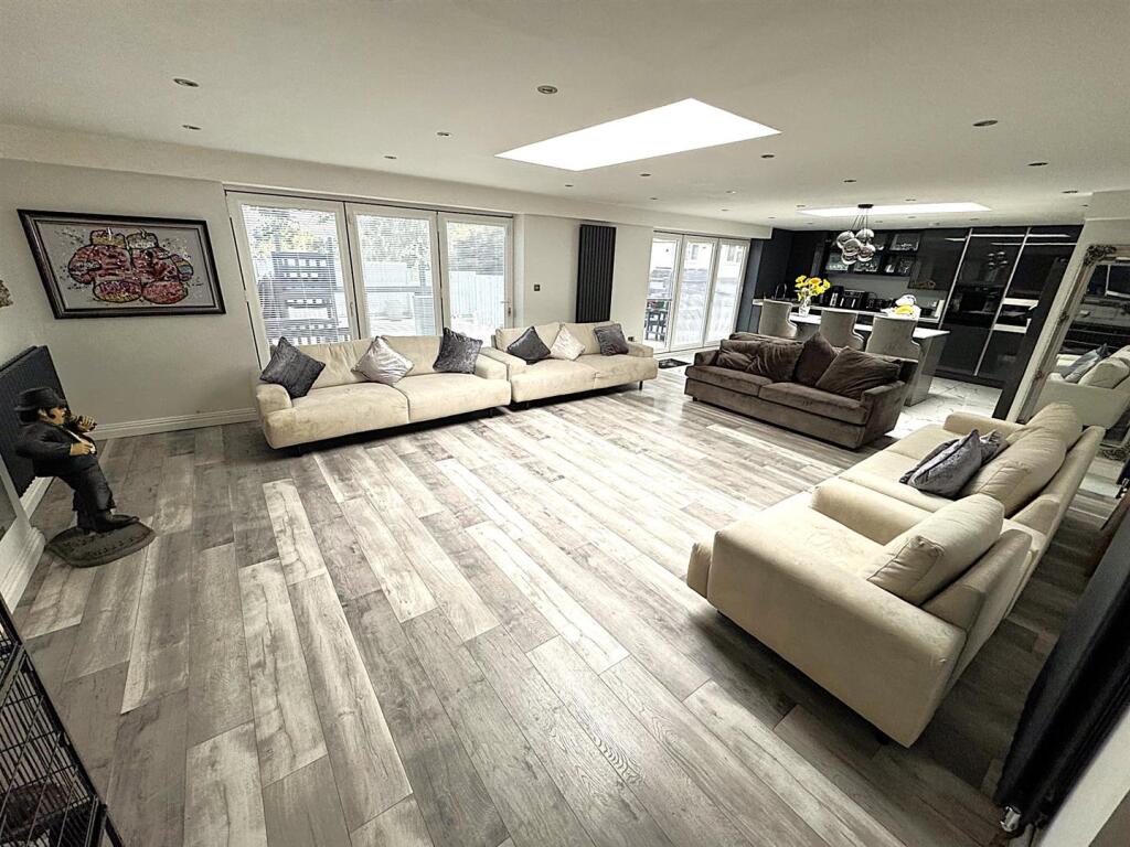 thumbnail_image3 (3).jpg