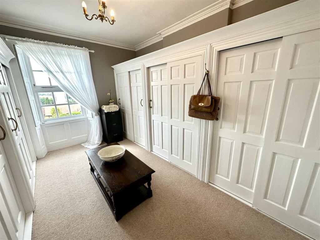 PRINCIPAL BEDROOM DRESSING ROOM.jpeg
