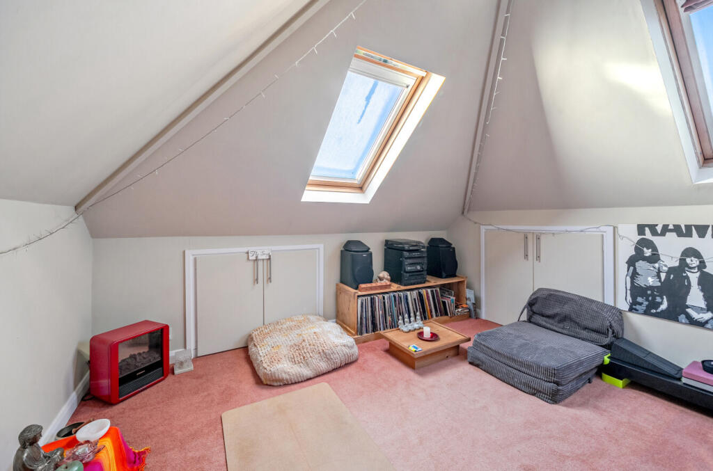 1384870-27-695b8f...