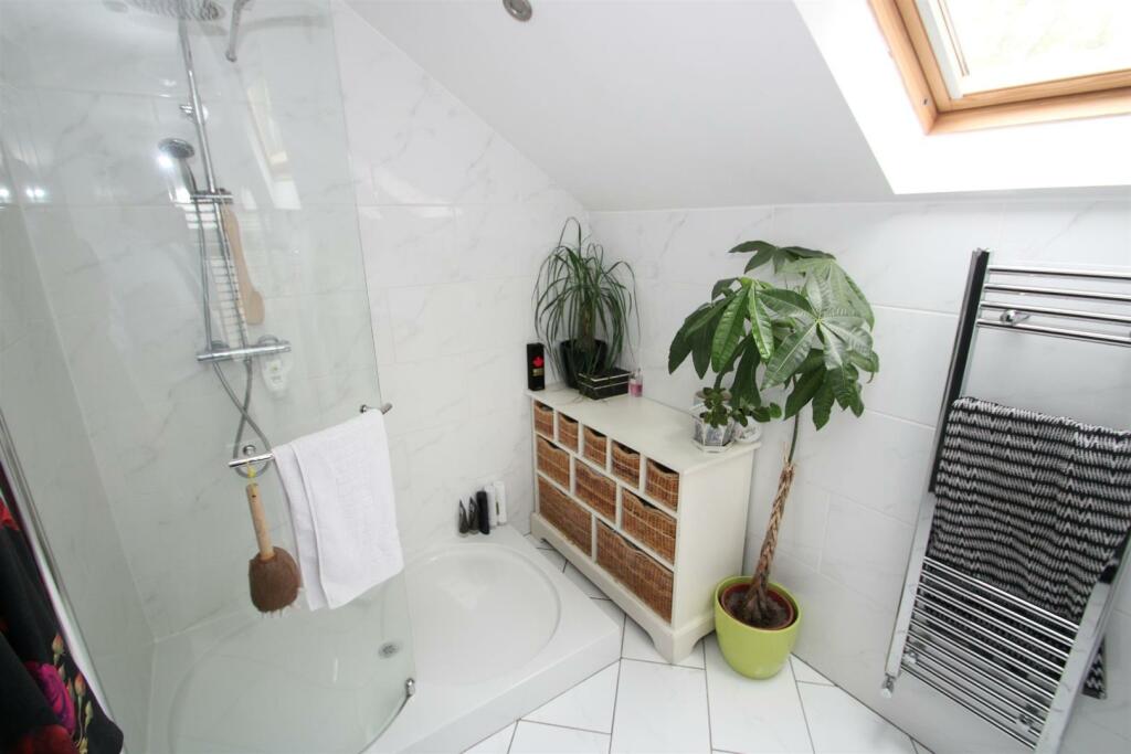 Bedroom 1 En Suite Shower Room Aspect 2