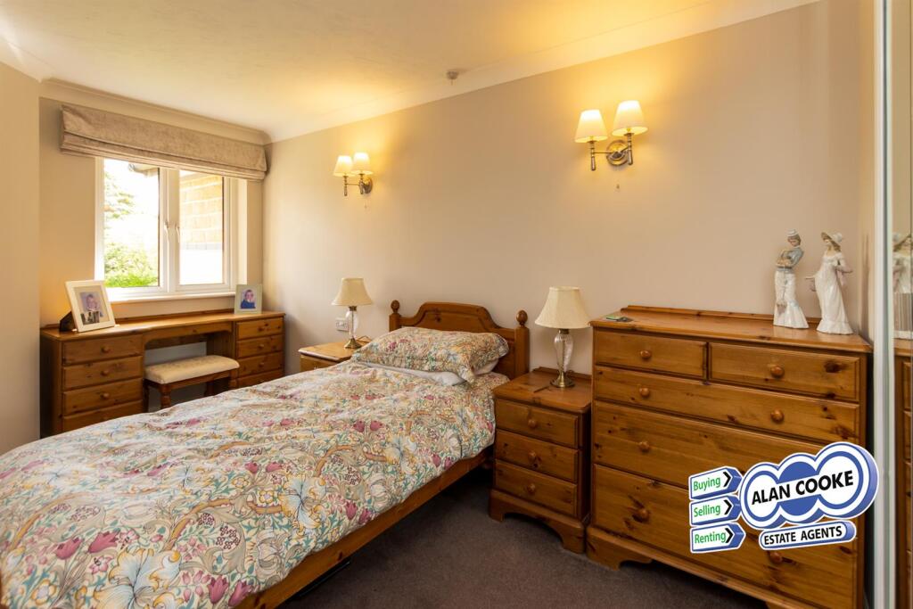 BEDROOM-2.jpg