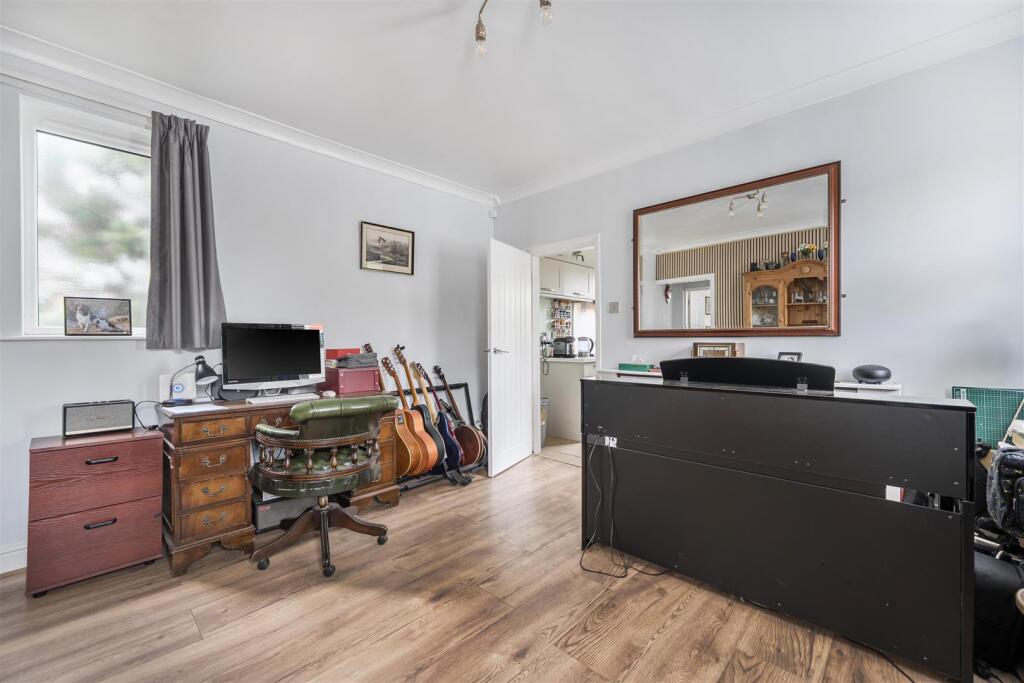 154 Hickman Road, Galley Common