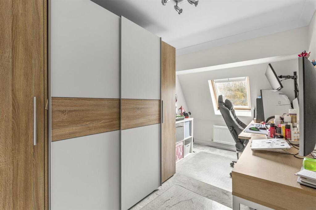 Flat 8, Buckingham Place, Bellfield Rd, HP13 5HW-7