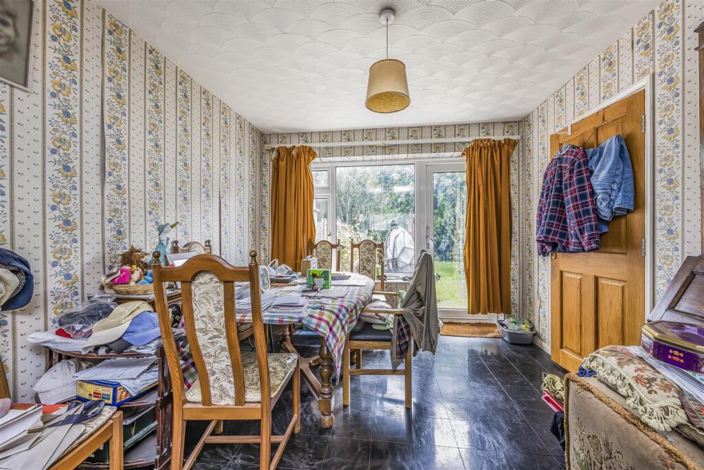 138 Greenfield Crescent PO8 9EN-PorticoMarketing-O