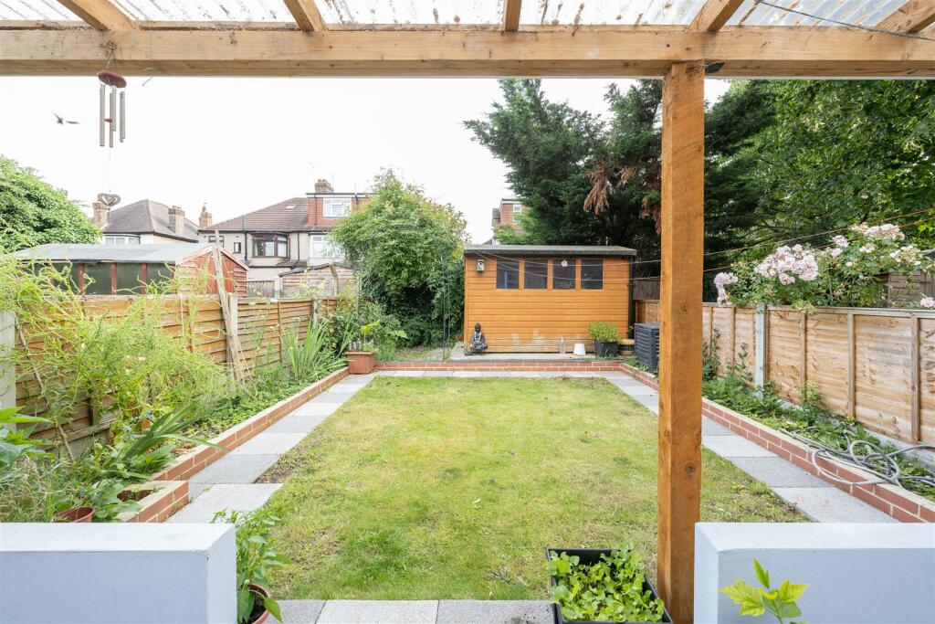 Burford Close