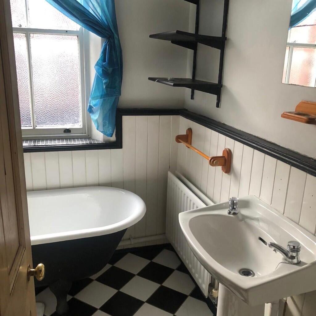 Cavendish Place, Newcastle Upon Tyne, NE2