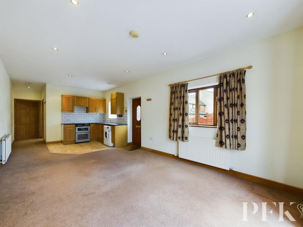 Open Plan Kitchen/Living/Dining Area