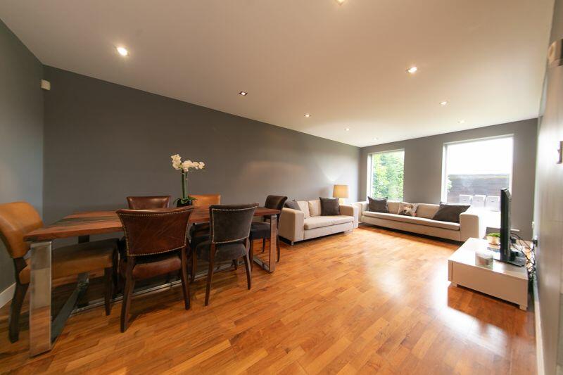 Dining room and rear lounge