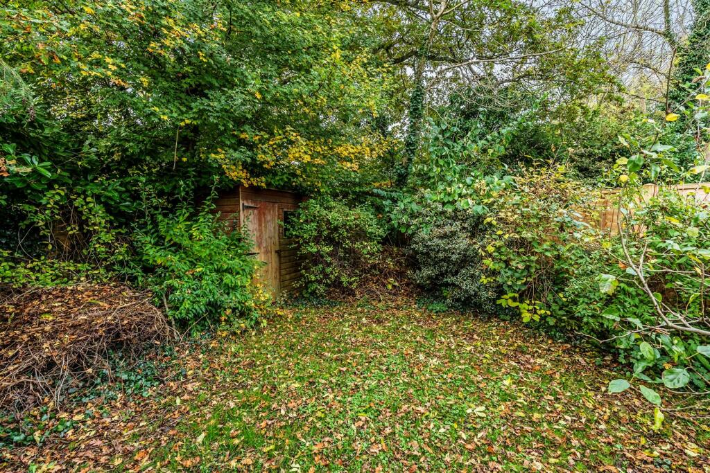 10-Woodland-Court-20.jpg