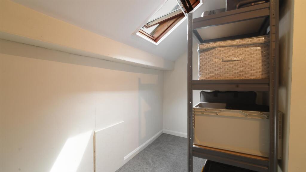 350GleadlessRd-03.jpg