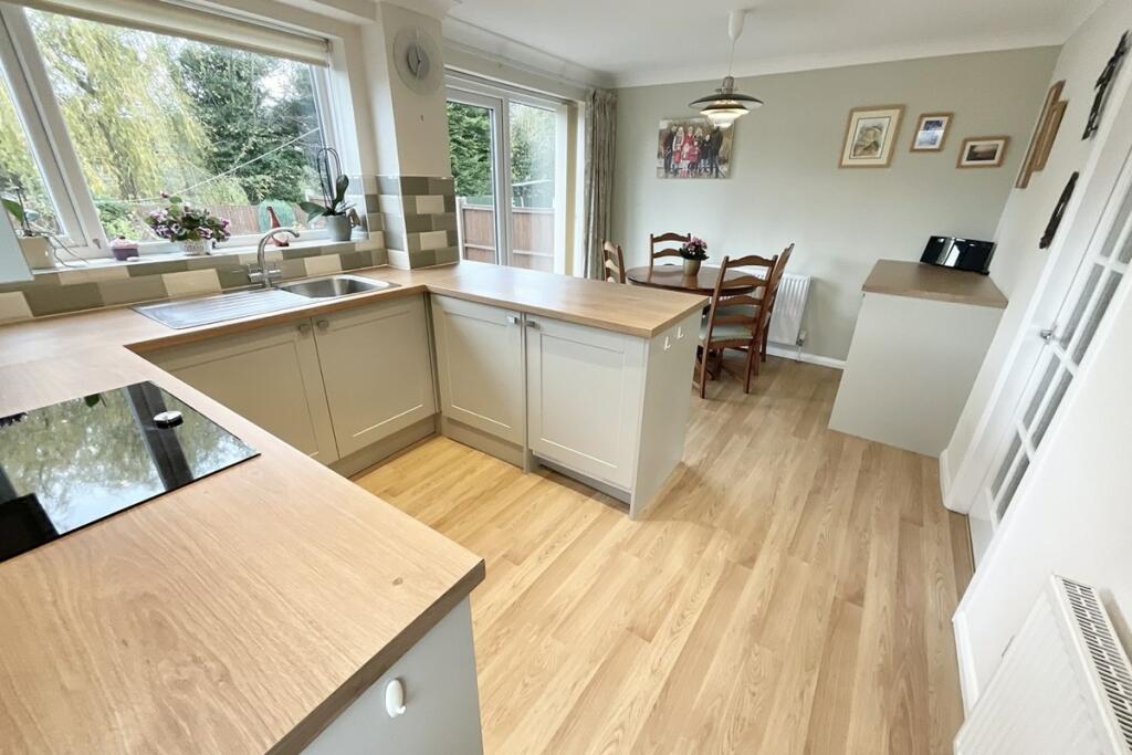 Kitchen/Dining Room
