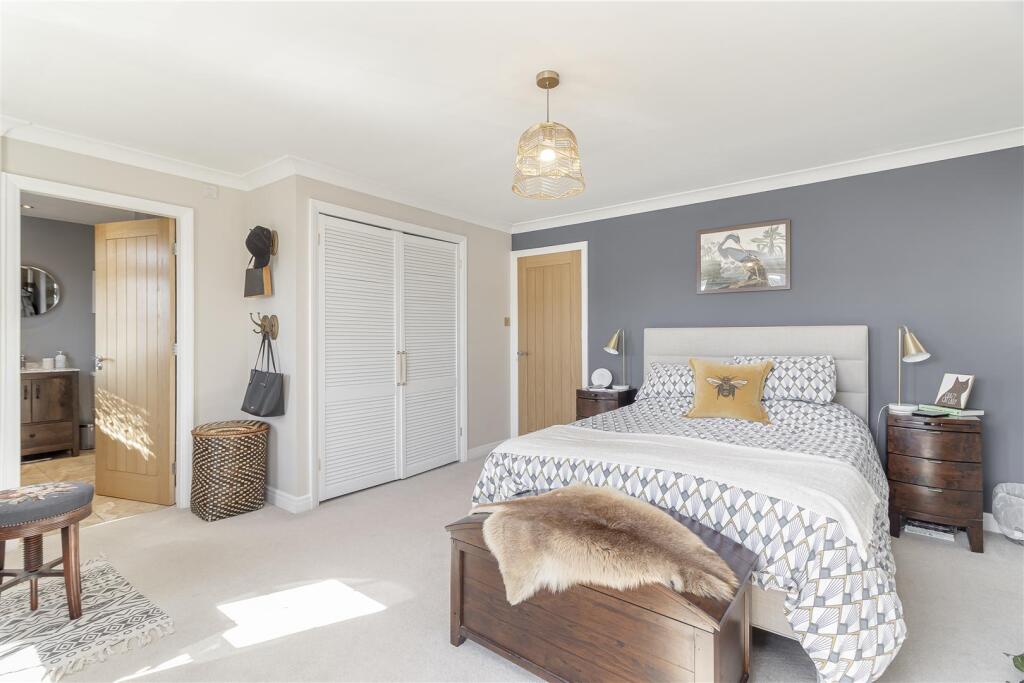 Master Bedroom - C.jpg
