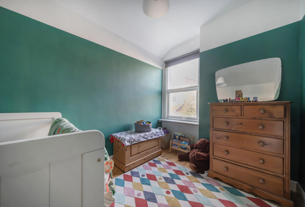 1382382-15-691c71...