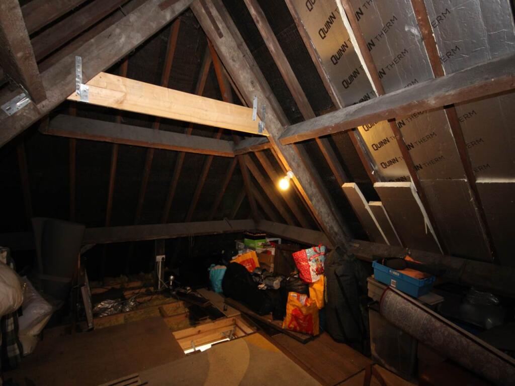 Loft (2)
