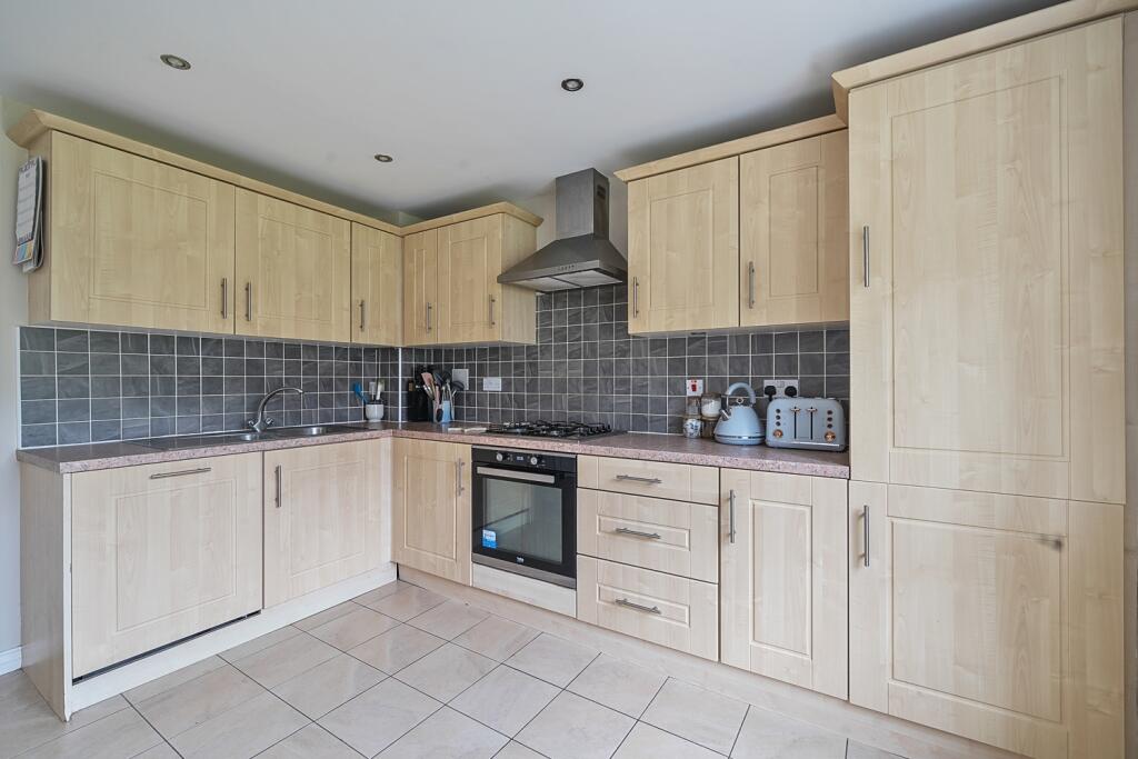 1309258-6-684a9ed27cfd8