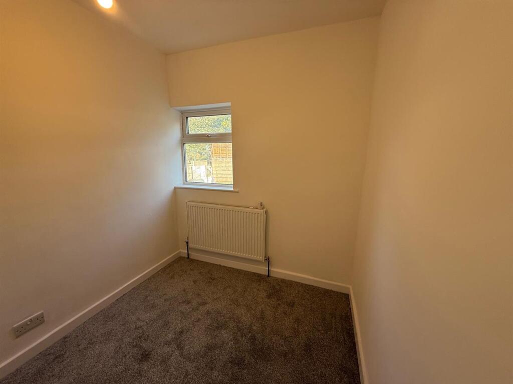 leeming small room.jpeg