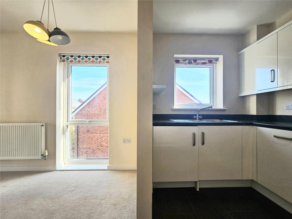 Kitchen/Living Area