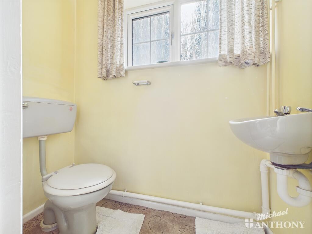 CAM02773G0-PR0294-STILL001