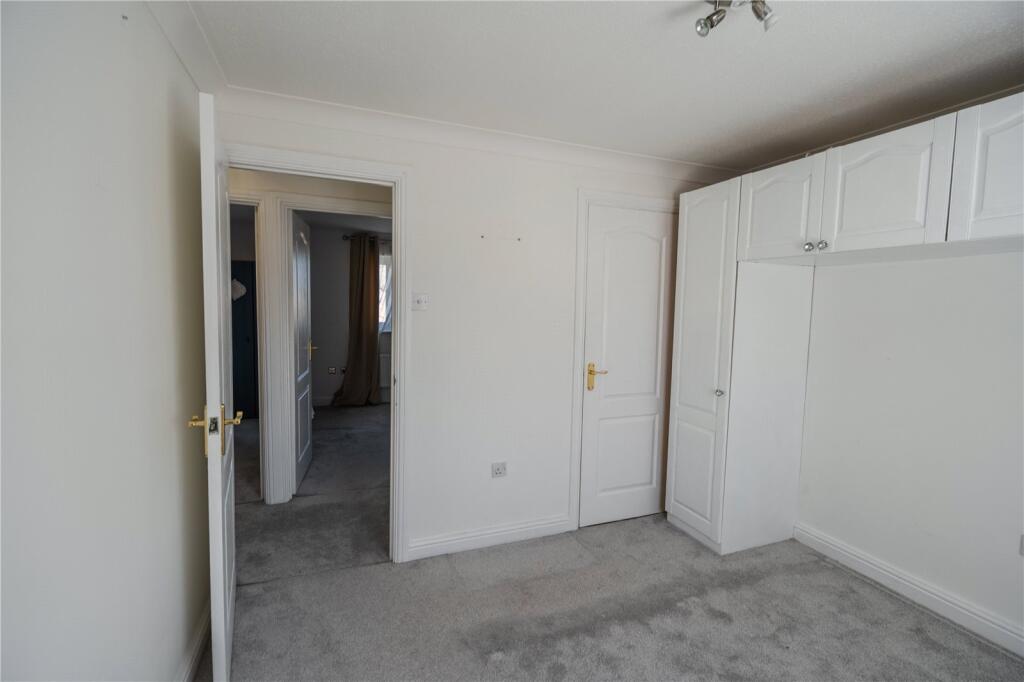 Bedroom 1 (2)