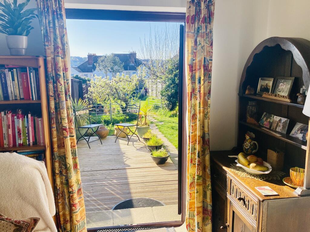 kings road garden shot 