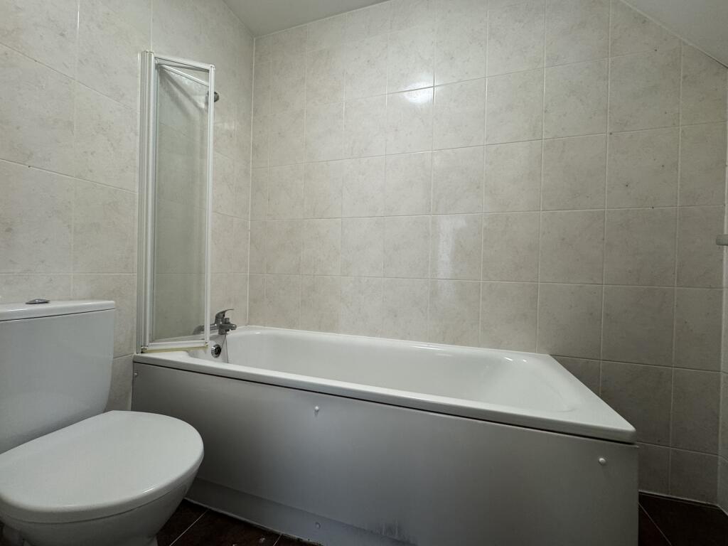 Shower/WC