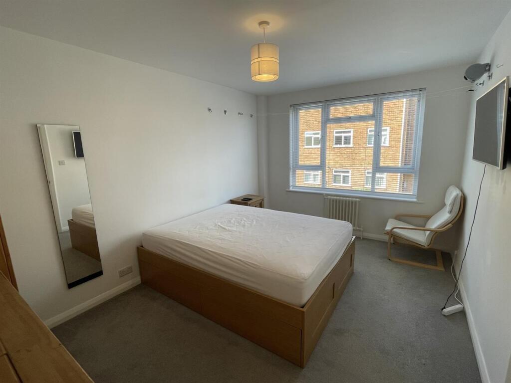 Bedroom 3.jpg