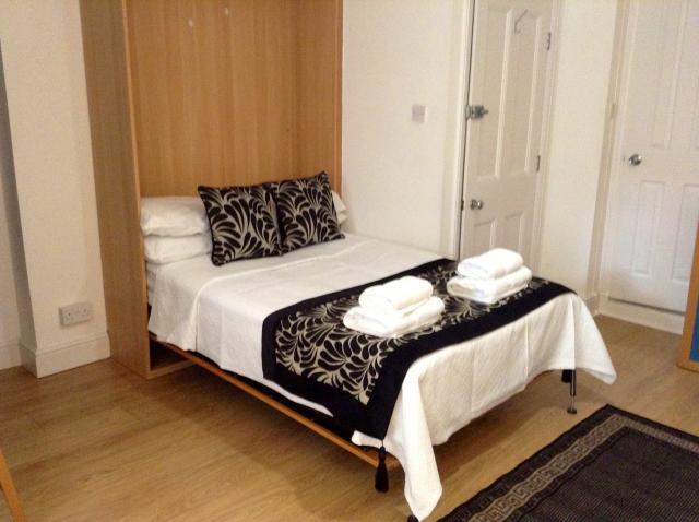 Studio to rent