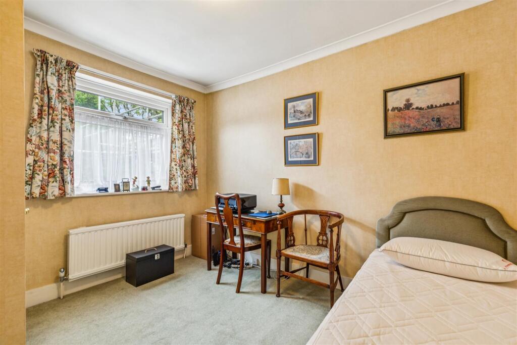Glebe Street, W4 - FOR SALE
