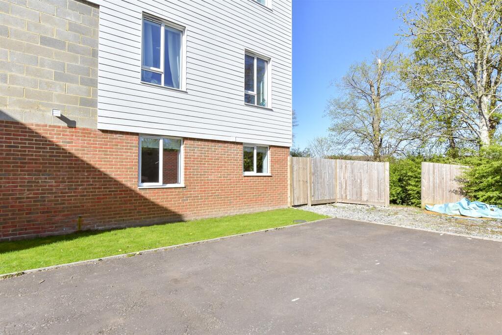 Driveway/Parking