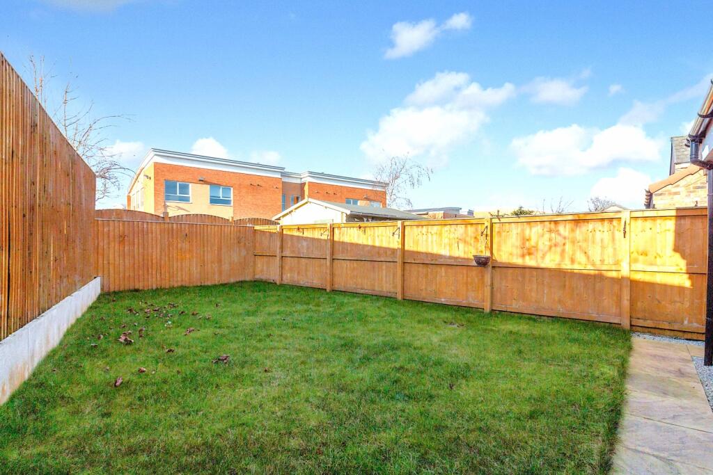 23 Hornbeam Close - Garden