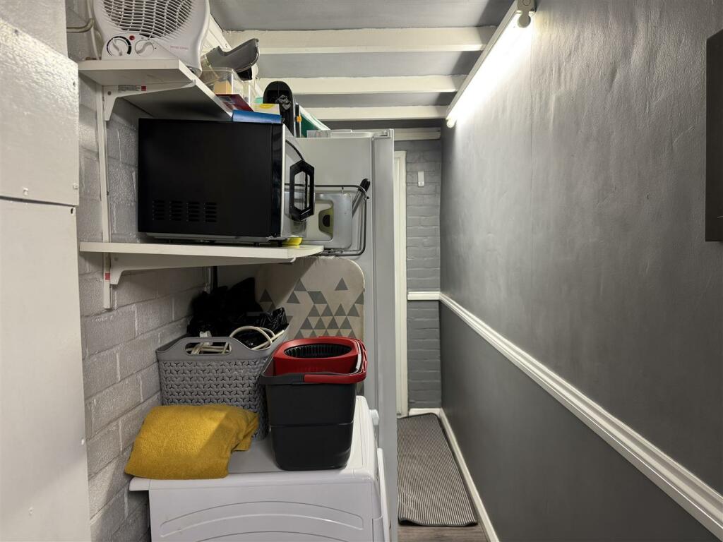 Side Passage