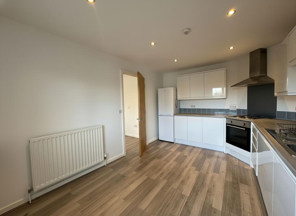 Kitchen &amp; Dining Room