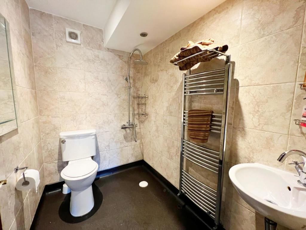 Wet Room.jpg
