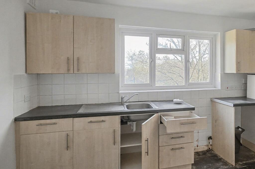 Flat 3, 59 Strathblaine Road, Battersea, London, SW11 1RG