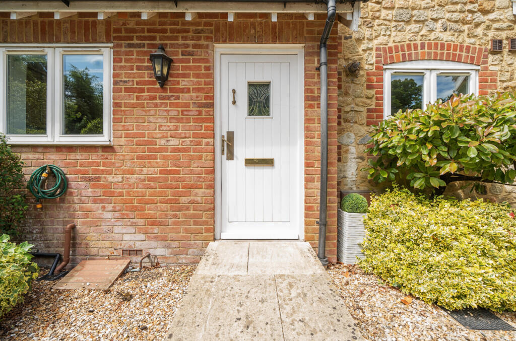 1300686-41-683857...