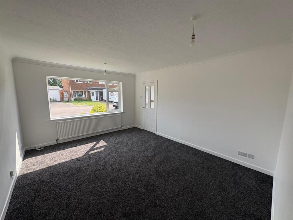 WhatsApp Image 2025-06-03 at 21.30.23_db55b50b.jpg