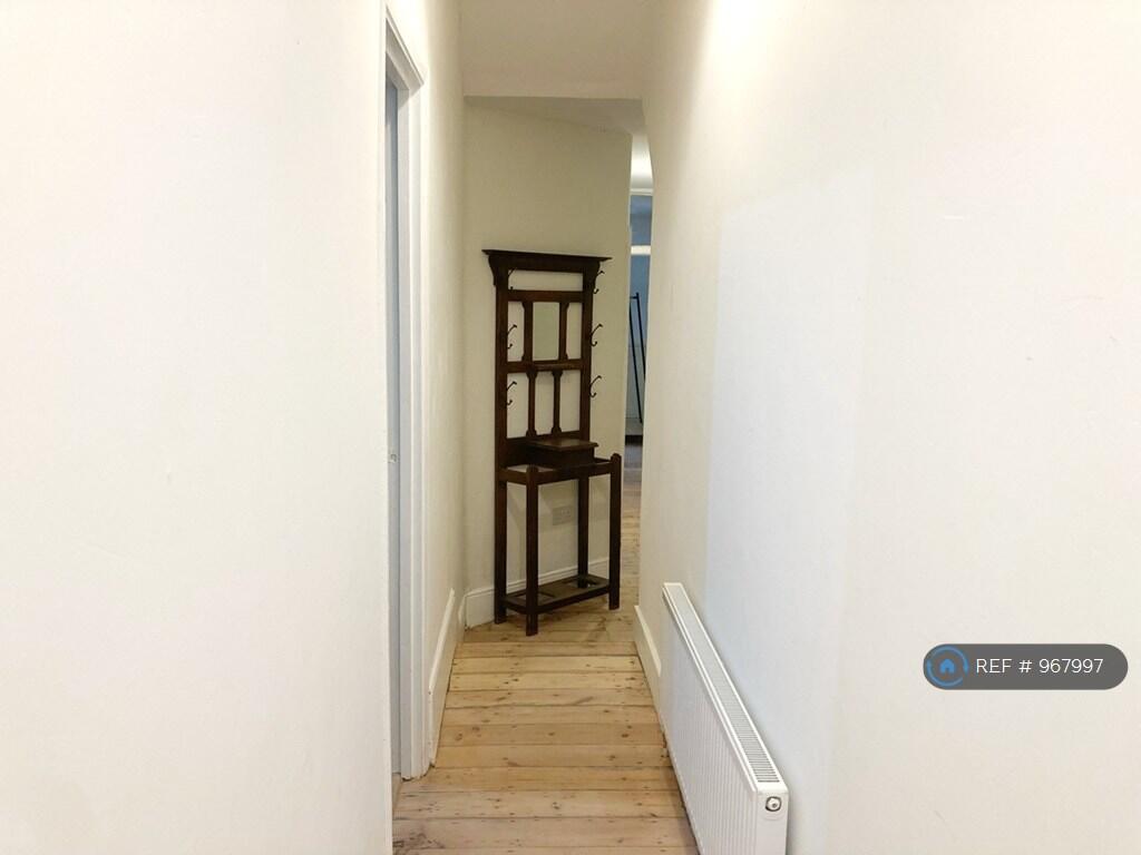 Elegant Hallway With Victorian Features