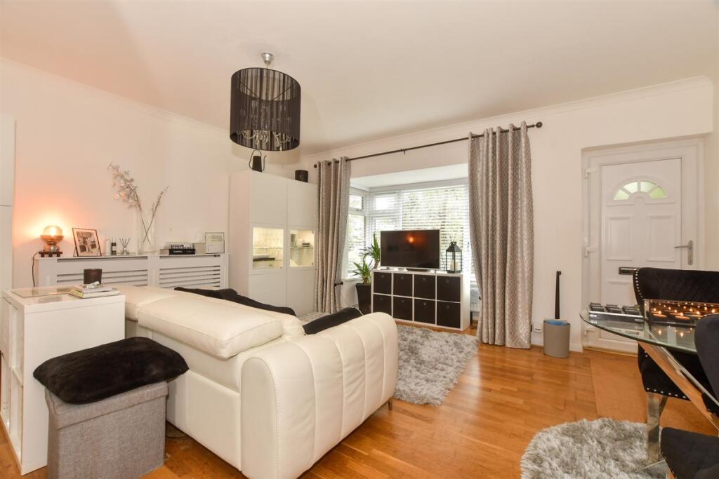 901gp9hj - lounge...