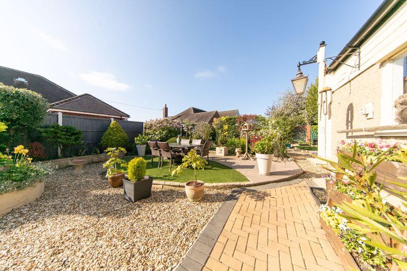 Immaculately presented private garden