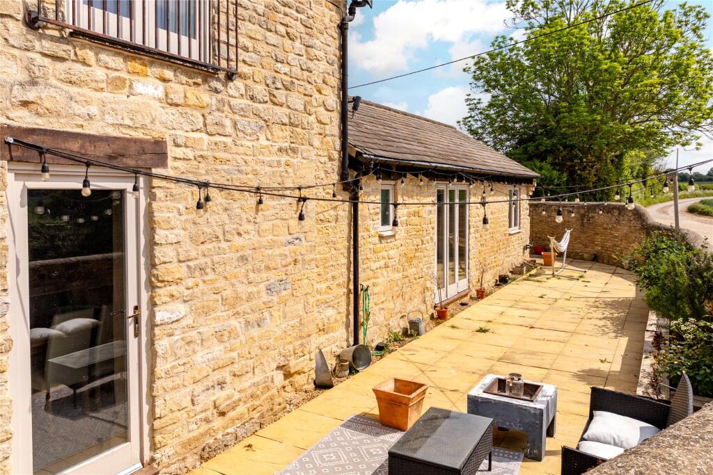 Courtyard Garden