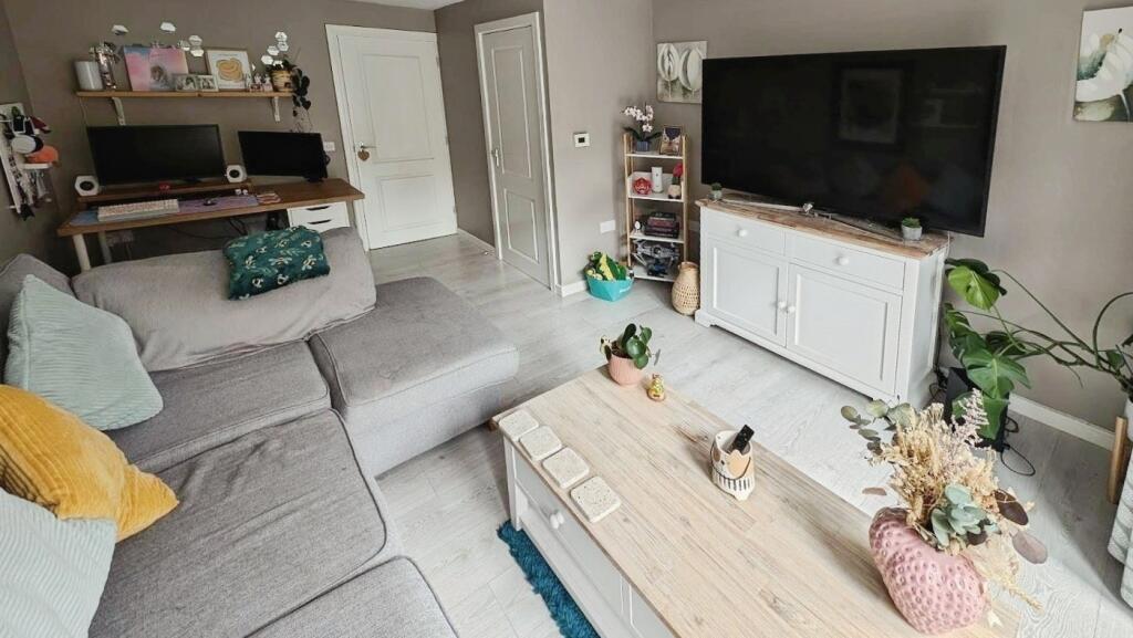pbox-living_room-315611.jpg