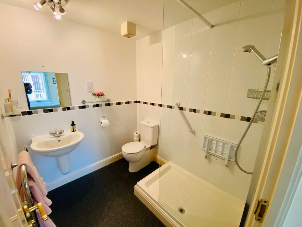 Ensuite