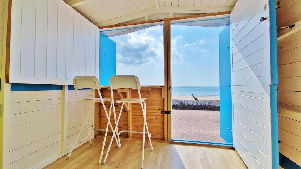 Beach Hut