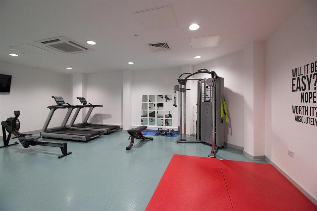 tyne bridge gym weights and running machines.jpg