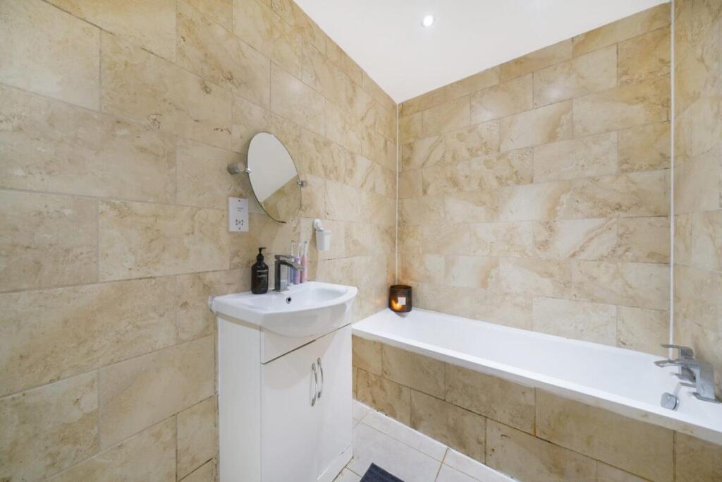 Basement-Flat-65-Foulden-Road-cnPR6bPJFA4bkQzKVbJO