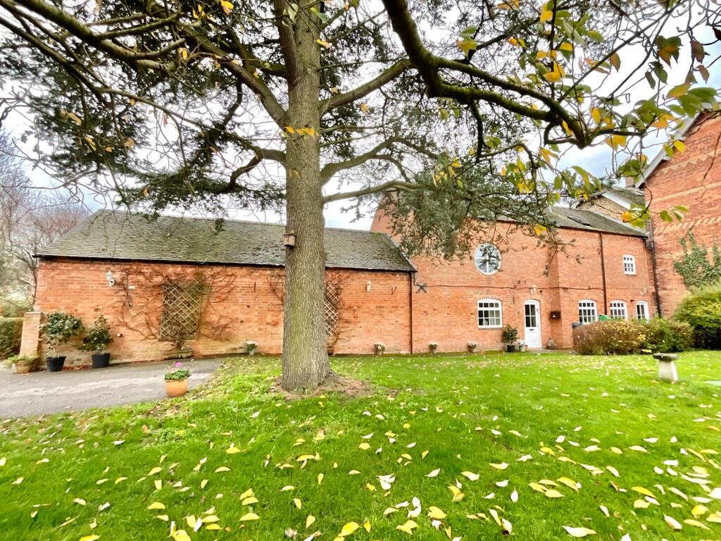Walton Bank, Eccleshall, ST21