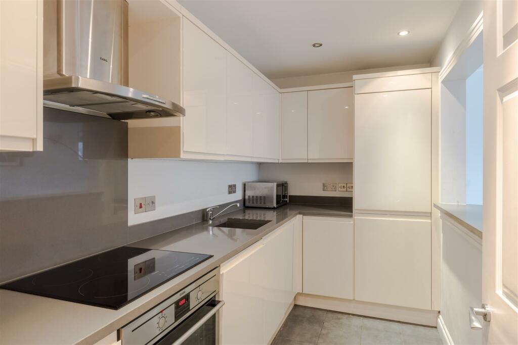 18 Charter House-7.jpg
