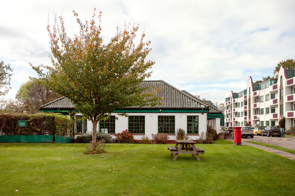 317996 - EalingVillage_KElliott_049.jpg