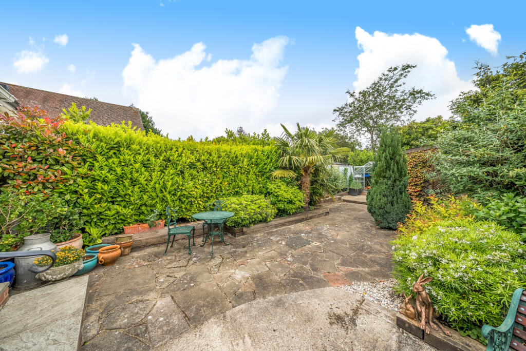 1296314-19-682af3...