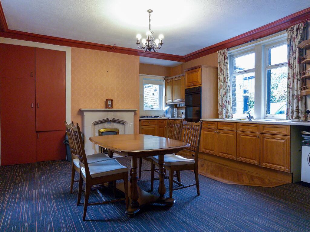 Dining kitchen